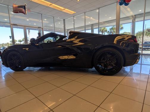 2026 Chevrolet Corvette Stingray w/1LT