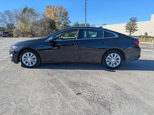 2025 Chevrolet Malibu LT