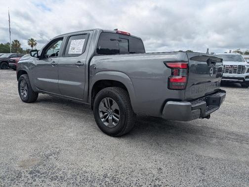 Gun Metallic 2025 Nissan Frontier SV