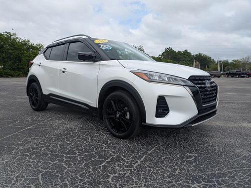 2024 Nissan Kicks SR