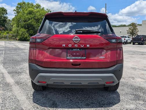 2023 Nissan Rogue S
