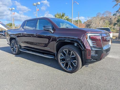 2025 GMC Sierra EV Denali