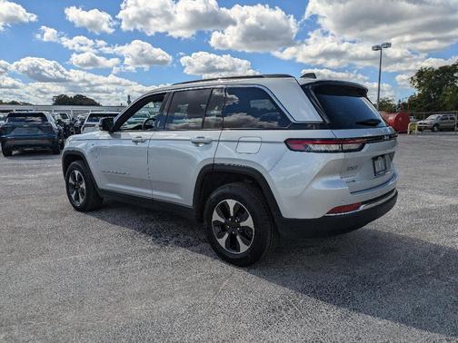 2024 Jeep Grand Cherokee 4xe Base