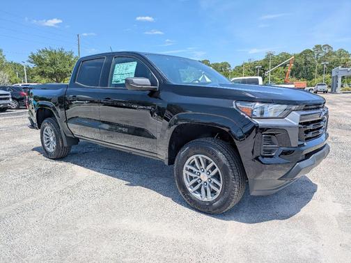 Black 2026 Chevrolet Colorado LT