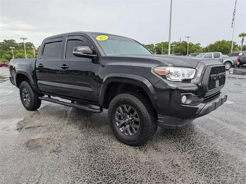 2022 Toyota Tacoma SR5