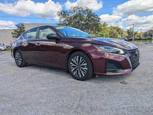 2024 Nissan Altima 2.5 SV