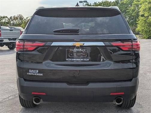 2022 Chevrolet Traverse LS