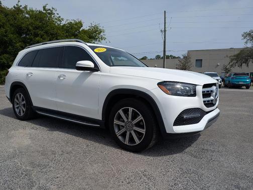 White 2022 Mercedes-Benz GLS 450 4MATIC