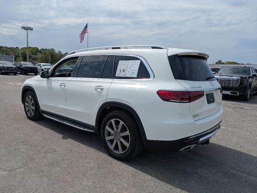 White 2022 Mercedes-Benz GLS 450 4MATIC