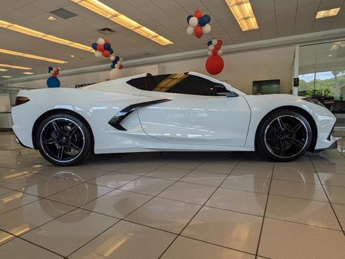 2025 Chevrolet Corvette Stingray w/1LT
