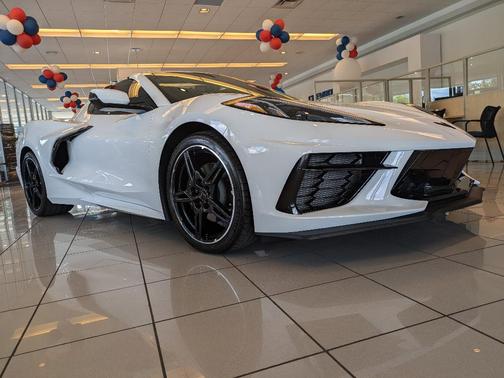 2025 Chevrolet Corvette Stingray w/1LT