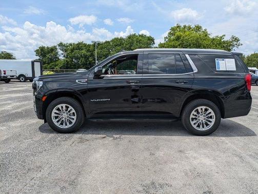 2022 GMC Yukon SLE