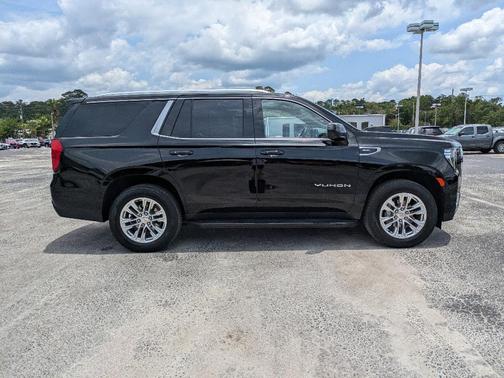 2022 GMC Yukon SLE
