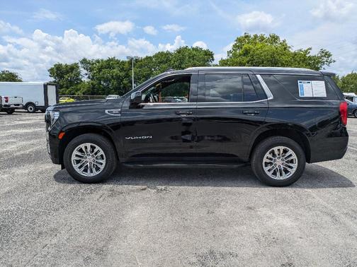 2022 GMC Yukon SLE