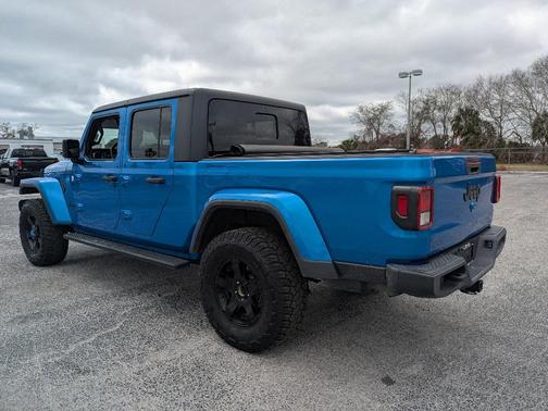 2020 Jeep Gladiator Sport