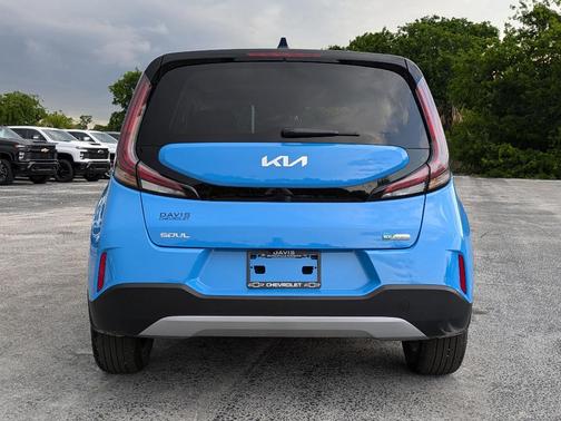 2024 Kia Soul EX