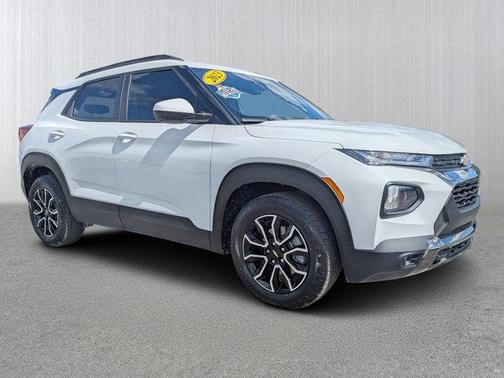 Summit White 2023 Chevrolet Trailblazer ACTIV