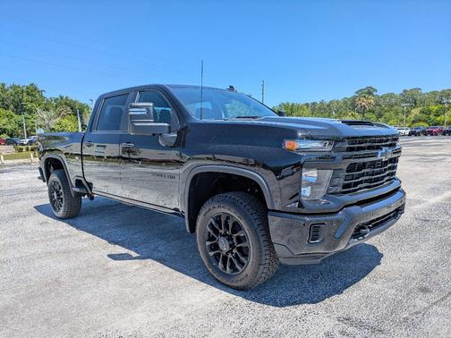 2025 Chevrolet Silverado 2500 Custom