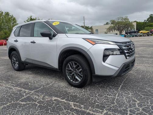 Brilliant Silver Metallic 2024 Nissan Rogue S