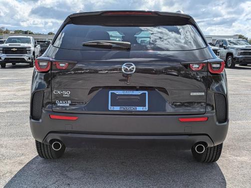 2024 Mazda CX-50 2.5 S Preferred Package