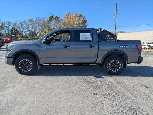 2022 Nissan Titan PRO-4X