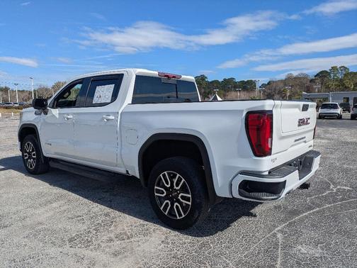 2022 GMC Sierra 1500 AT4