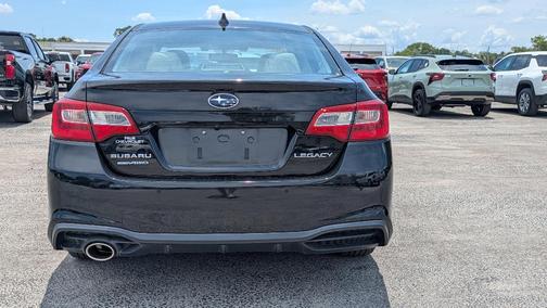 Crystal Black Silica 2018 Subaru Legacy 2.5i Limited
