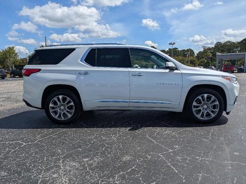 2021 Chevrolet Traverse Premier