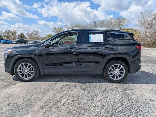 2022 GMC Terrain SLT