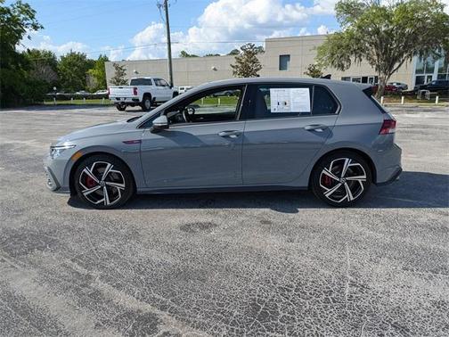 2024 Volkswagen Golf GTI 2.0T SE