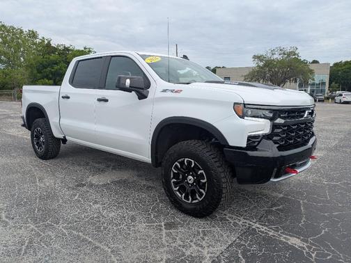 Summit White 2026 Chevrolet Silverado 1500 ZR2
