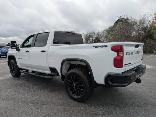 2026 Chevrolet Silverado 2500 Custom