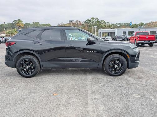 2024 Chevrolet Blazer LT