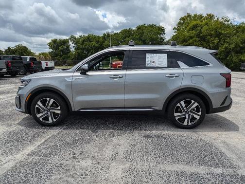 2022 Kia Sorento Plug-In Hybrid SX Prestige