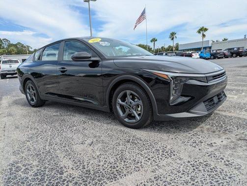 2025 Kia K4