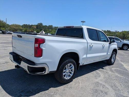 Summit White 2023 Chevrolet Silverado 1500 LT