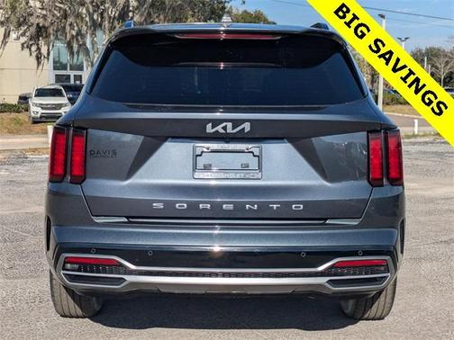 2022 Kia Sorento S