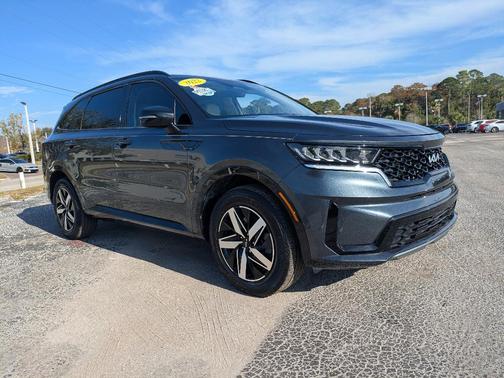 2022 Kia Sorento S