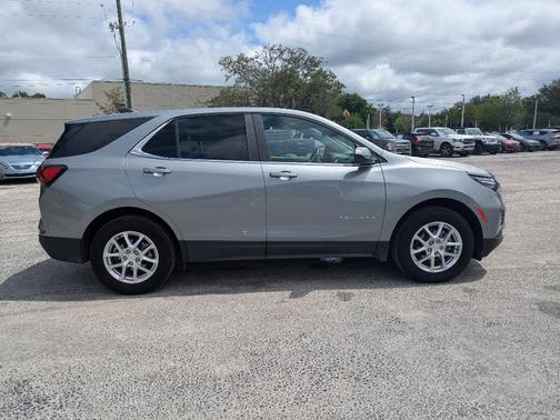 Sterling Gray Metallic 2024 Chevrolet Equinox LT