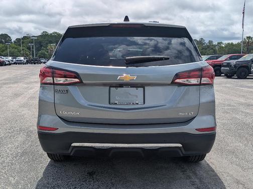 Sterling Gray Metallic 2024 Chevrolet Equinox LT