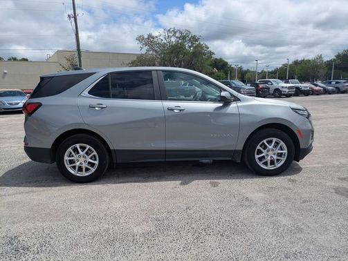 Sterling Gray Metallic 2024 Chevrolet Equinox LT