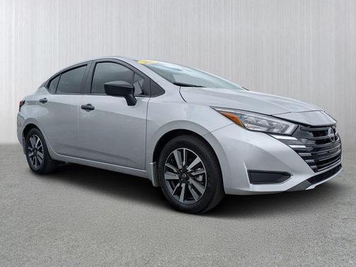 Brilliant Silver Metallic 2025 Nissan Versa S