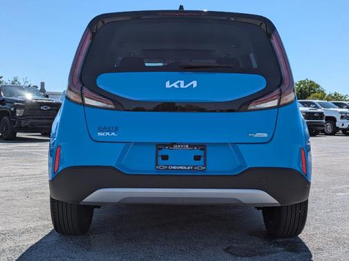 2024 Kia Soul EX