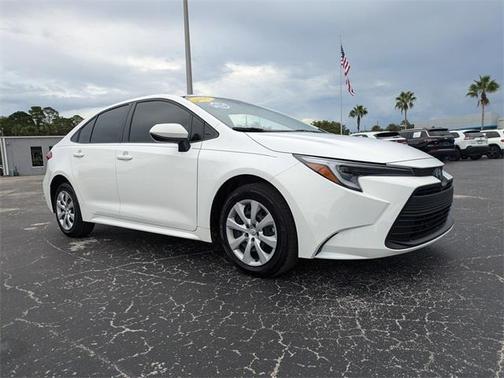 2025 Toyota Corolla Hybrid LE