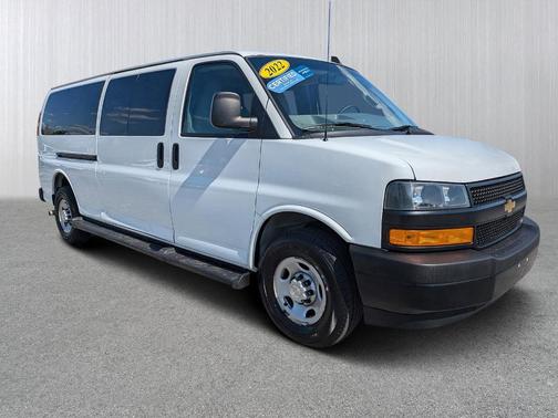 2022 Chevrolet Express 3500 LS