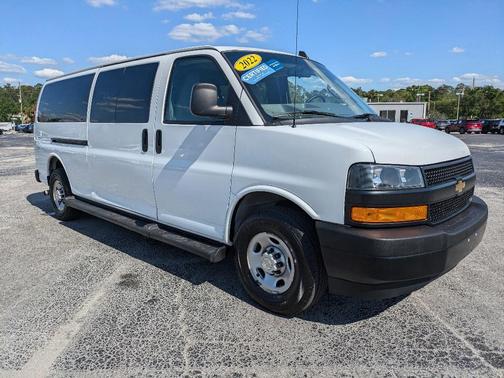 2022 Chevrolet Express 3500 LS