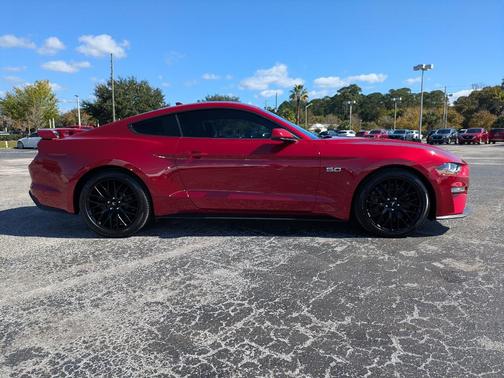 2022 Ford Mustang GT Premium