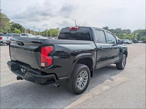 Black 2024 Chevrolet Colorado LT