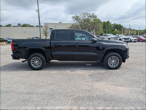 Black 2024 Chevrolet Colorado LT