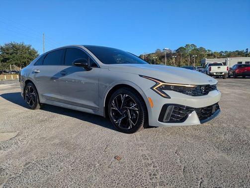 2025 Kia K5 GT-Line